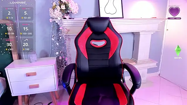 Snapshot of tiffany_becker chatting on 03-07-25, 08:44 tiffany becker online show from 03-07-25, 08:44