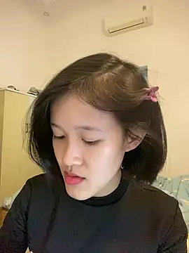 Snapshot of thithi8369 chatting on 03-18-25, 02:04 thithi8369 online show from 03-18-25, 02:04