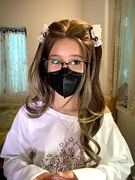 Snapshot of thithi8369 chatting on 10-30-25, 05:09 thithi8369 online show from 10-30-25, 05:09