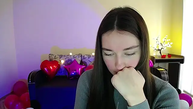 Pretty shy online show from 02-19-25, 10:01