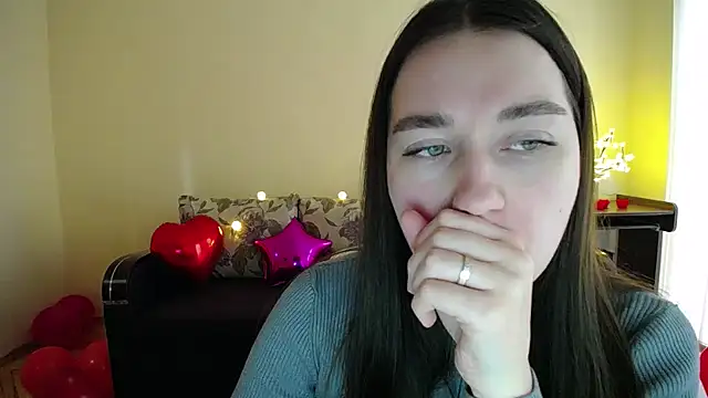 Pretty shy online show from 02-19-25, 01:06