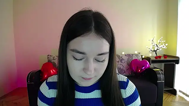 Pretty shy online show from 03-11-25, 09:13