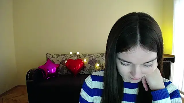 Pretty shy online show from 03-11-25, 01:23