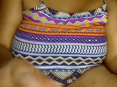 zoey10 online show from 10-24-25, 08:55