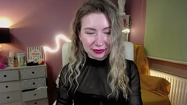 Mia Tasty online show from 02-25-25, 05:58