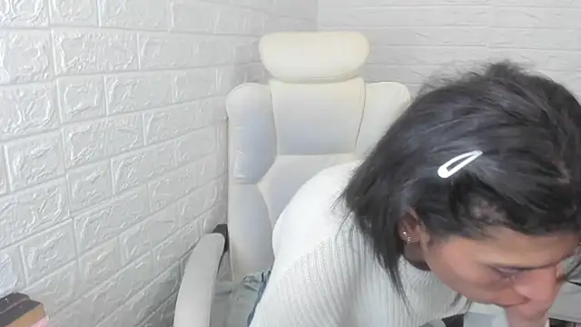 ImCrazzy online show from 02-06-25, 06:13