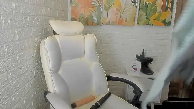 ImCrazzy online show from 03-10-25, 02:05