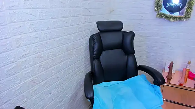 ImCrazzy online show from 11-28-25, 02:20