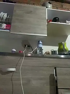 Emiily lee online show from 02-02-25, 11:21