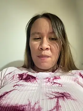 Emiily lee online show from 09-29-25, 01:44