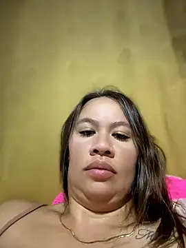 Snapshot of Emiily_lee chatting on 05-24-26, 09:53 Emiily lee online show from 05-24-26, 09:53