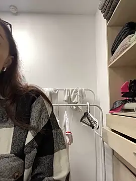 AnaWest online show from 10-05-25, 06:23