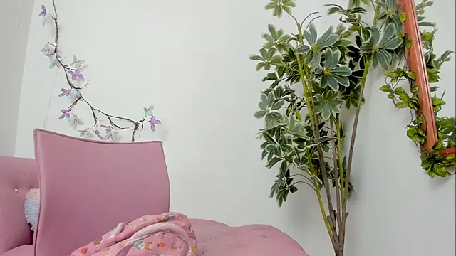 BonnieCute  online show from 03-26-26, 11:43