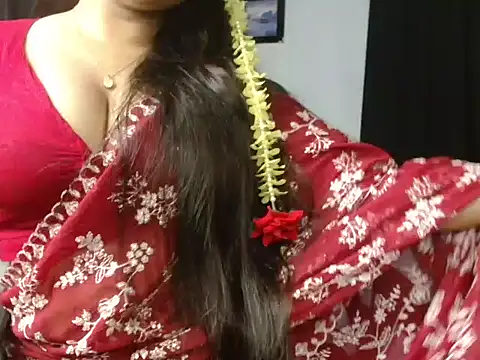 Snapshot of Unlucky-flowers chatting on 07-17-26, 05:40 Unlucky-flowers online show from 07-17-26, 05:40