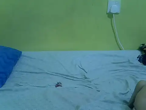 queendebbie online show from 09-18-25, 06:37