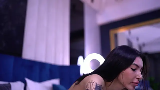 AishaDevoe online show from 01-10-25, 01:21