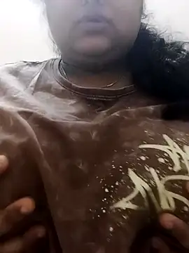 Snapshot of smile_pretty chatting on 12-10-24, 04:24 smile pretty online show from 12-10-24, 04:24