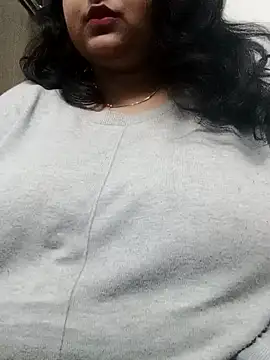 Snapshot of smile_pretty chatting on 01-22-25, 08:28 smile pretty online show from 01-22-25, 08:28