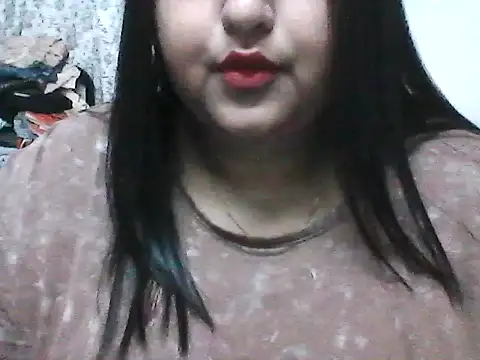 Snapshot of smile_pretty chatting on 02-24-25, 08:36 smile pretty online show from 02-24-25, 08:36