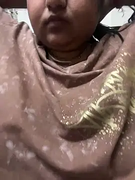 Snapshot of smile_pretty chatting on 03-12-25, 08:52 smile pretty online show from 03-12-25, 08:52