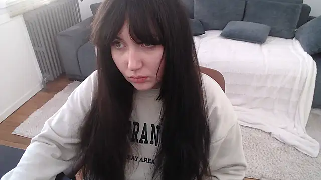 Lynylou online show from 12-02-24, 10:18