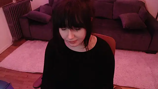 Lynylou online show from 01-17-25, 10:01