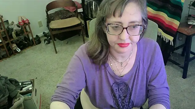 Snapshot of LilyLuscious chatting on 01-22-25, 10:59 LilyLuscious online show from 01-22-25, 10:59
