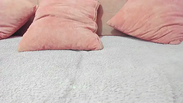 sammyfox97 online show from 10-04-25, 01:31