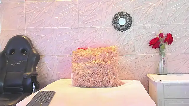 paula  cruzz online show from 03-10-25, 06:56