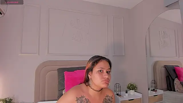 Maristxxr online show from 10-20-25, 07:36