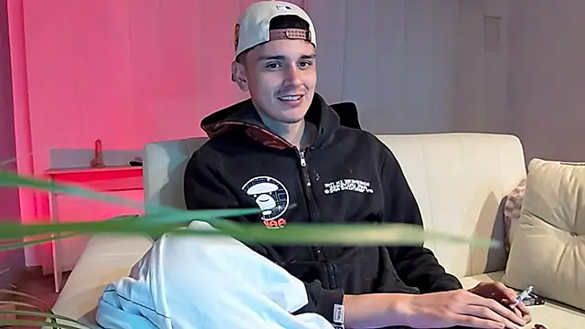 Snapshot of bastia_noooo chatting on 03-11-25, 08:30 bastia noooo online show from 03-11-25, 08:30