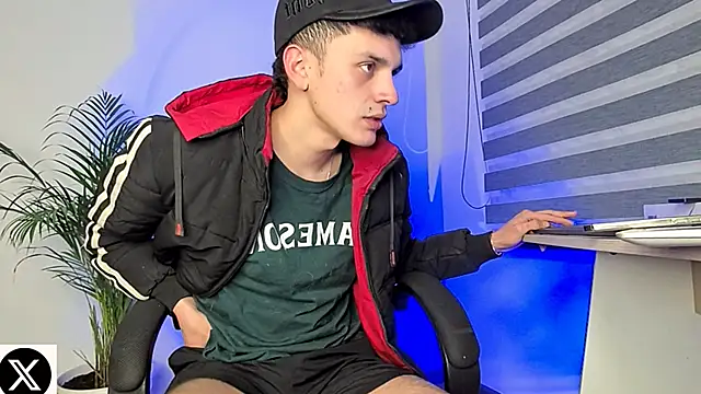 Snapshot of bastia_noooo chatting on 10-15-25, 05:51 bastia noooo online show from 10-15-25, 05:51