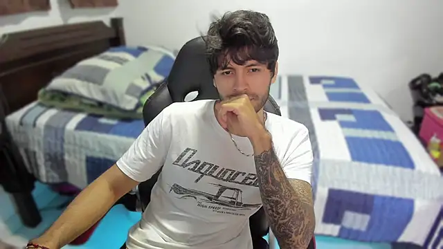 Snapshot of justin_stark7 chatting on 01-07-25, 11:45 justin stark7 online show from 01-07-25, 11:45