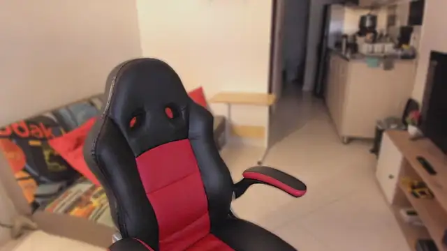 Snapshot of justin_stark7 chatting on 10-21-25, 09:37 justin stark7 online show from 10-21-25, 09:37