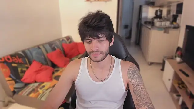 Snapshot of justin_stark7 chatting on 10-28-25, 09:06 justin stark7 online show from 10-28-25, 09:06