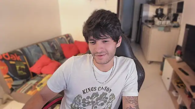 Snapshot of justin_stark7 chatting on 11-01-25, 09:50 justin stark7 online show from 11-01-25, 09:50