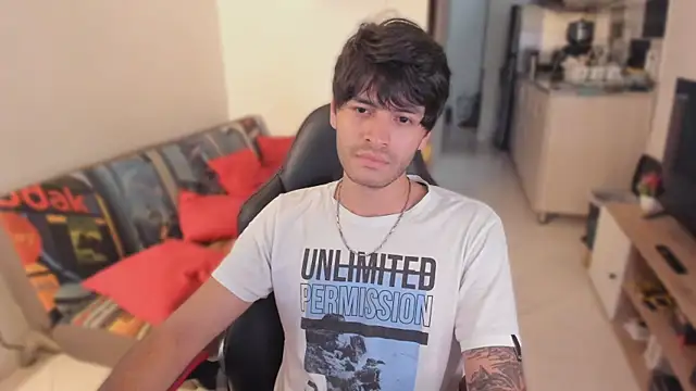 Snapshot of justin_stark7 chatting on 11-05-25, 09:26 justin stark7 online show from 11-05-25, 09:26