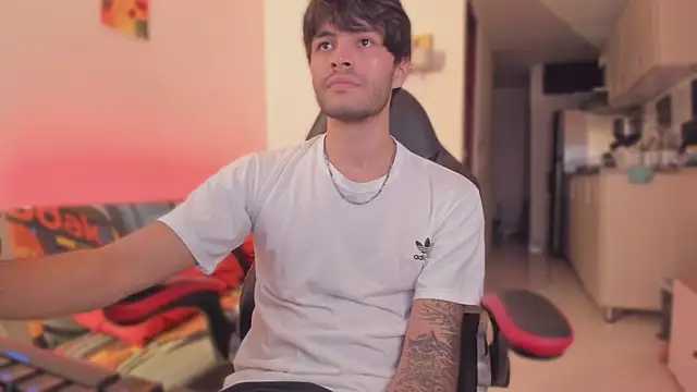 Snapshot of justin_stark7 chatting on 11-07-25, 11:05 justin stark7 online show from 11-07-25, 11:05