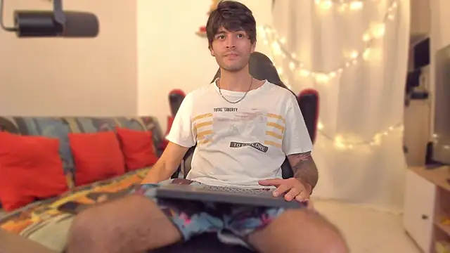 Snapshot of justin_stark7 chatting on 12-16-25, 08:47 justin stark7 online show from 12-16-25, 08:47