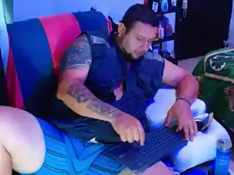 Snapshot of Michaell_Myerss_ chatting on 03-07-25, 08:55 Michaell Myerss  online show from 03-07-25, 08:55