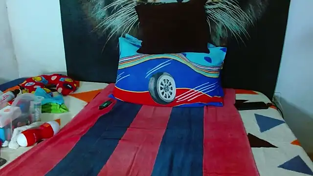 Snapshot of Michaell_Myerss_ chatting on 10-17-25, 11:57 Michaell Myerss  online show from 10-17-25, 11:57