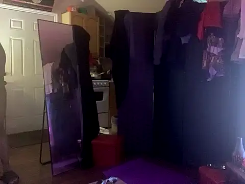 bigshh8 online show from 09-21-25, 02:02