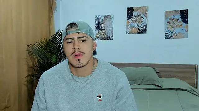 Snapshot of Baltazar_Dupont chatting on 03-14-25, 12:29 Baltazar Dupont online show from 03-14-25, 12:29