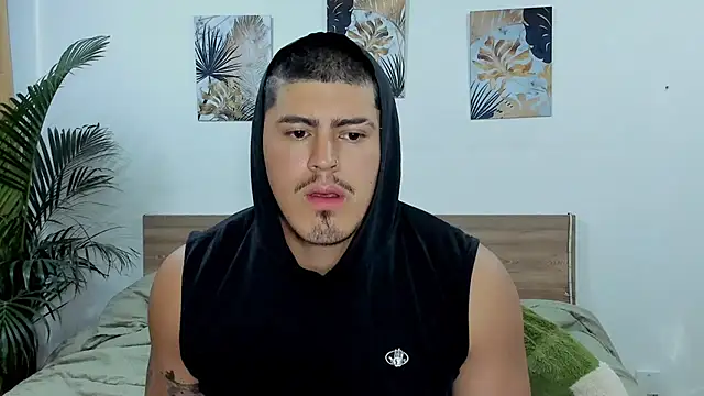 Snapshot of Baltazar_Dupont chatting on 03-21-25, 11:12 Baltazar Dupont online show from 03-21-25, 11:12