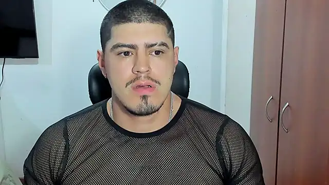 Snapshot of Baltazar_Dupont chatting on 10-27-25, 10:52 Baltazar Dupont online show from 10-27-25, 10:52