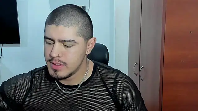 Snapshot of Baltazar_Dupont chatting on 12-15-25, 10:41 Baltazar Dupont online show from 12-15-25, 10:41