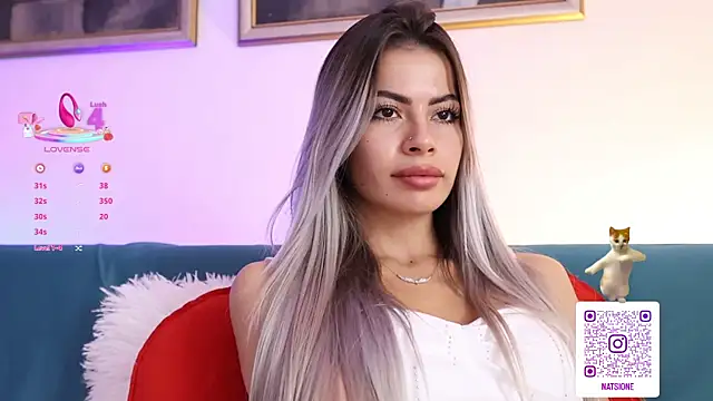 Natalimuur online show from 09-19-25, 03:02