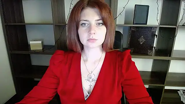 Lizzy Love online show from 12-12-24, 05:20