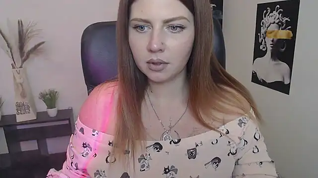 Lizzy Love online show from 03-13-25, 11:49