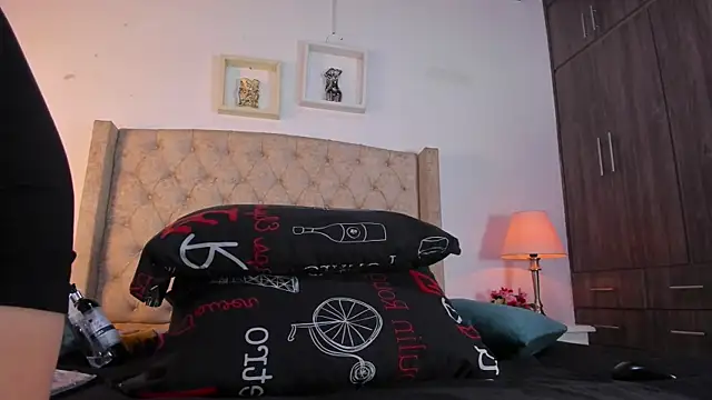 allisson m online show from 11-28-25, 12:08